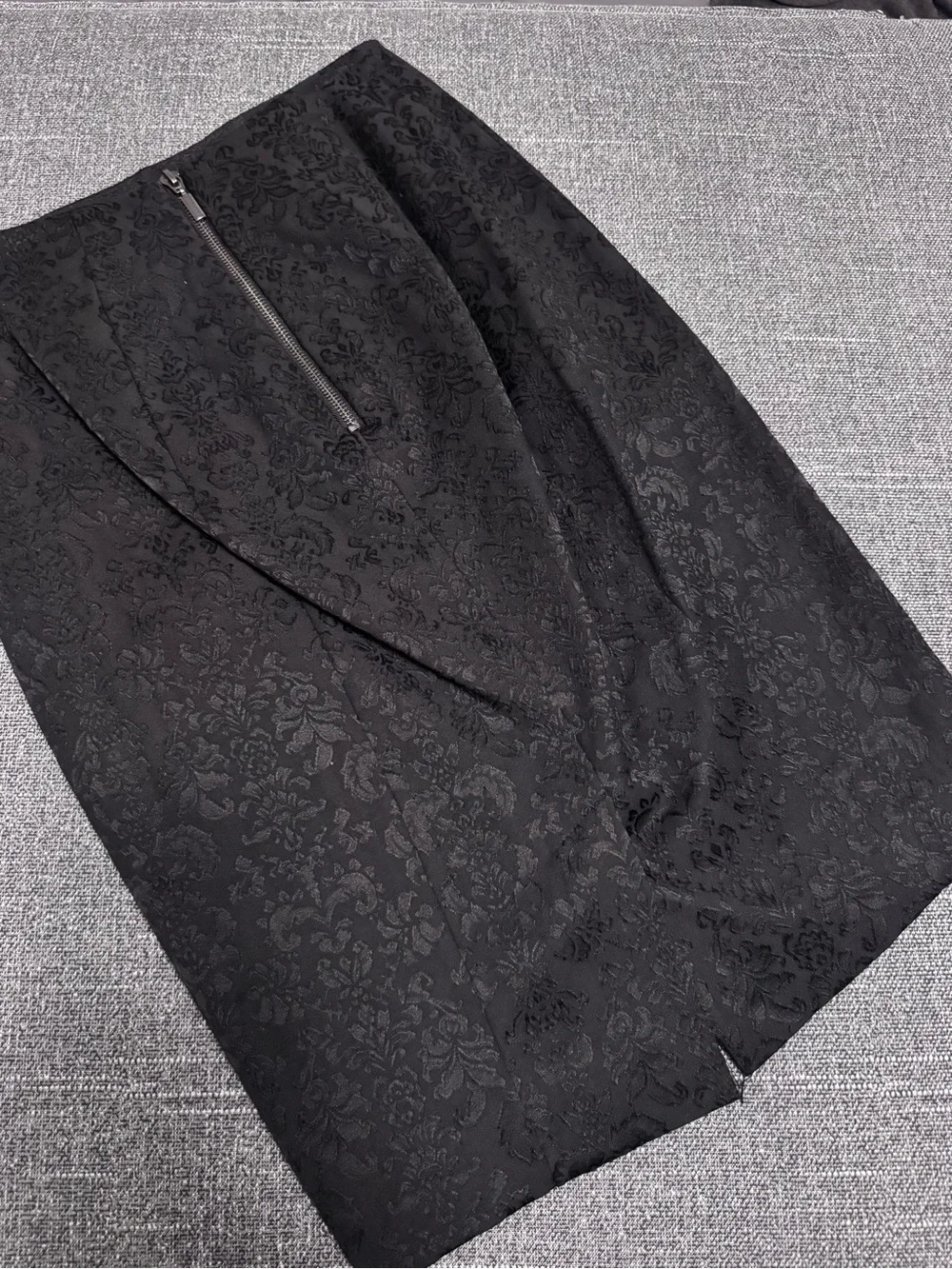 Mossimo Supply Co. Black Floral Jacquard Pencil Skirt